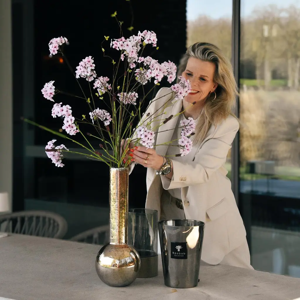 Zijden bloemen en vazen bij IDuMM Shop