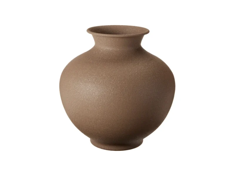 bruine metalen vaas